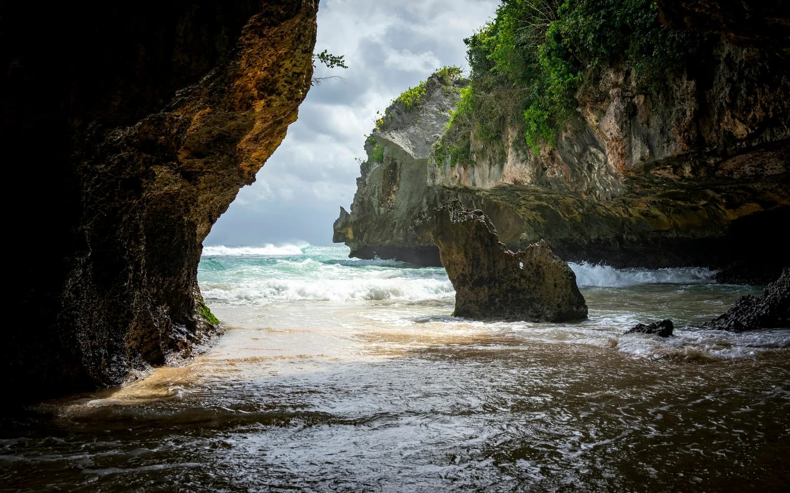 Surf à Bukit / Uluwatu (Bali), Indonesie